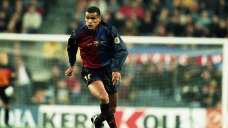 Know about the famous and popular professional football player  “Rivaldo”.