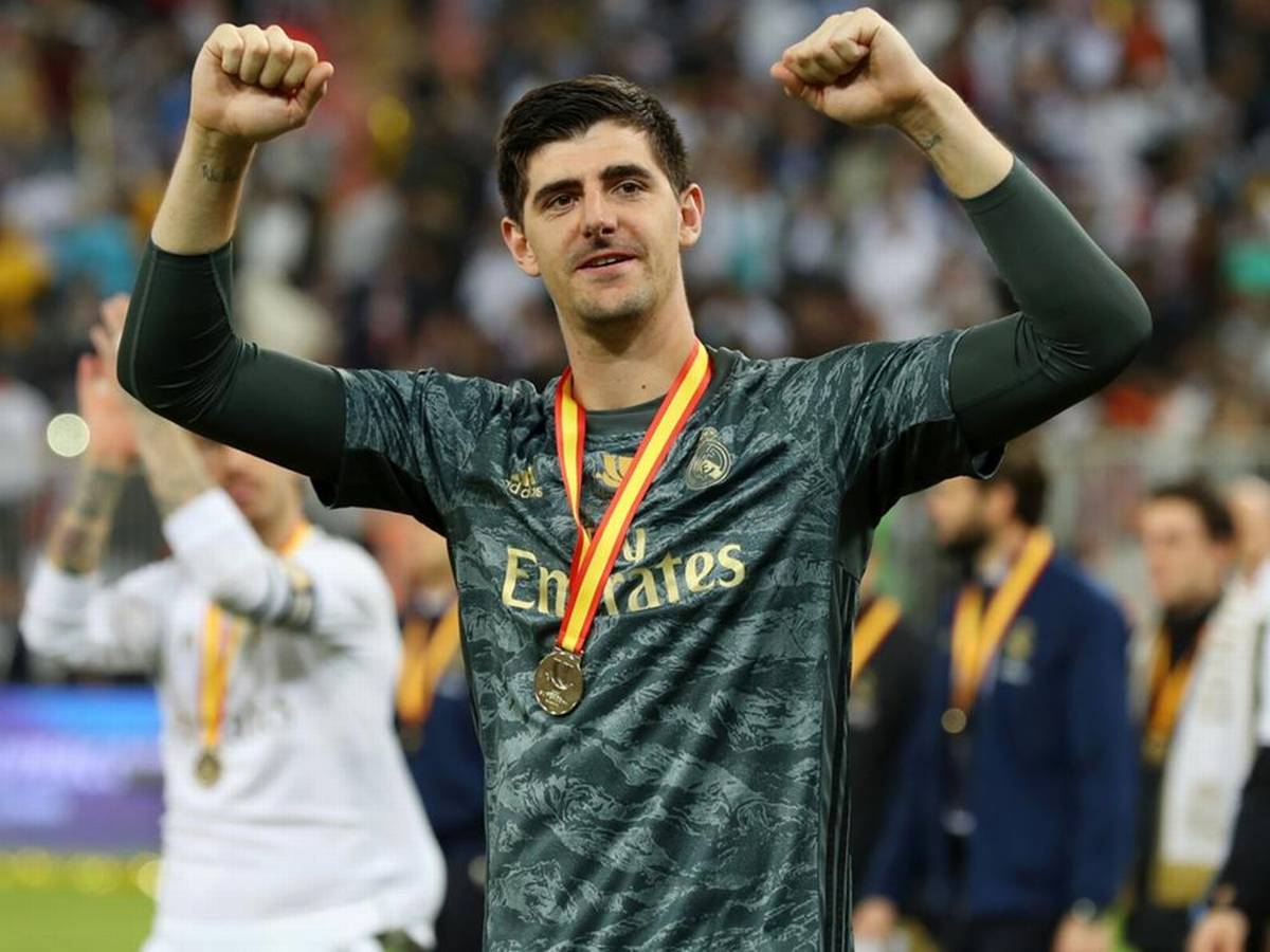 thibaut-courtois-s-age-height-net-worth-salary-stats-wife-career