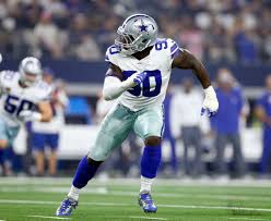 How long should Cowboys fans wait before they start to worry about DeMarcus  Lawrence's contract situation?